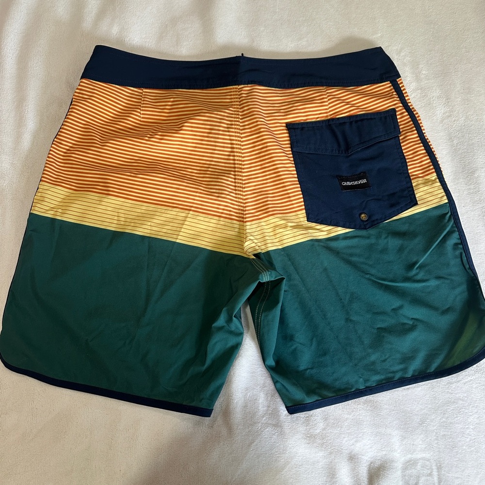 Quiksilver Highline Tijuana 19" Boardshorts - Picture 7 of 7